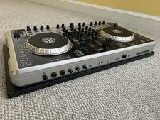 Numark N4 Quad Deck DJ