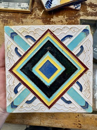 Vintage tile decorative art - tile,