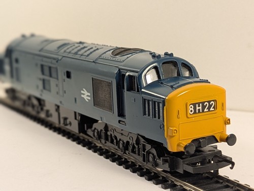Hornby r369 gauge class 37 - hornby,