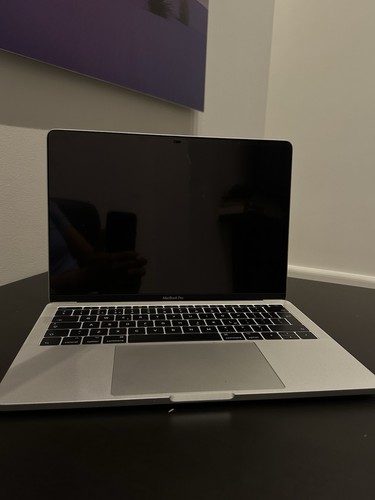 Apple macbook pro 2017 - apple,