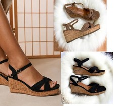 Womens Black Camel Knot Front
