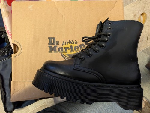 Vegan martens size 4 - vegan,