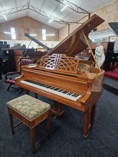 Ronisch Grand Piano |