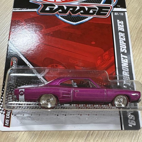 Hot wheels garage - hot, 69
