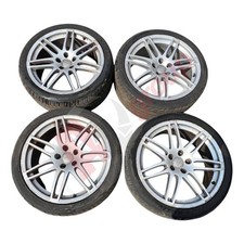 AUDI A4 AVANT TDI  S LINE