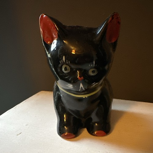 Ceramic pottery black cat - ceramic/pottery,
