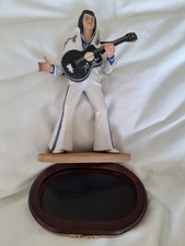 Elvis In Concert Figurine Limited Edition  Mississipi Benefit Concert 1986
