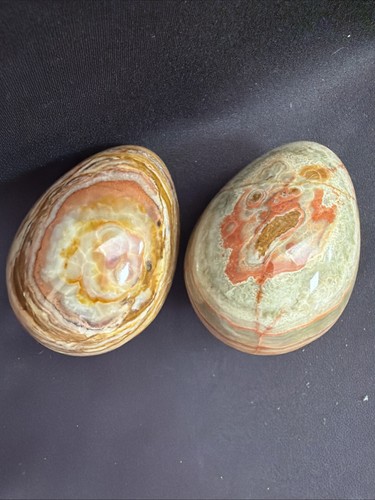 Pair polished banded - banded, onyx
