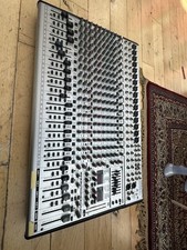 Behringer Eurodesk SX2442FX 