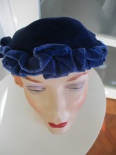 VINTAGE BLUE VELVET 1950s HAT
