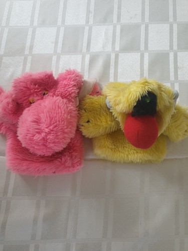 Monster munch hand puppets - hand,