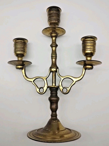 Candelabra brass vtg - candelabra,