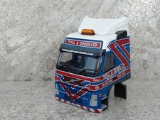 CORGI MODERN TRUCKS,  YUILL &