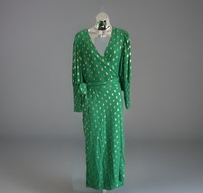 GLAMOROUS. Green With Gold