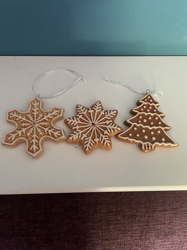 Three lovely ceramic christmas - lovely,