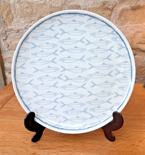 Large fish design - large,
