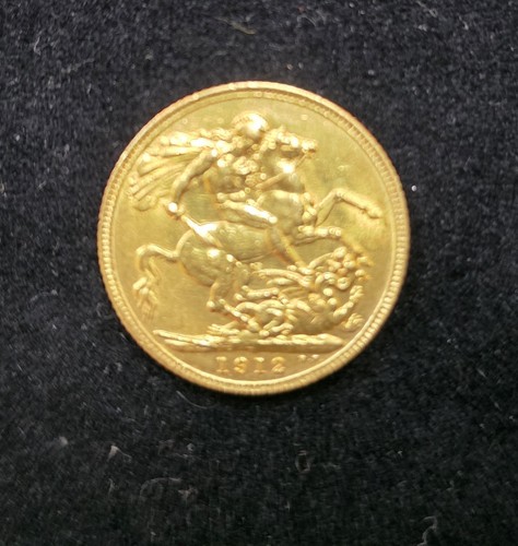 Lovely 22ct solid gold - solid,