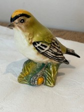 Beswick  figurine wildlife ' Gold crest ' #2415   Old backstamp