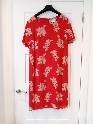 Ladies size jaeger red - 16, and