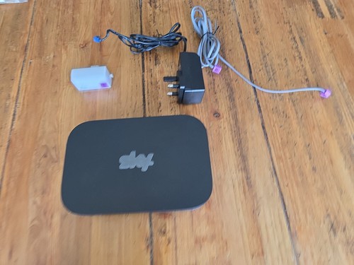 Sky hub wireless - q, router