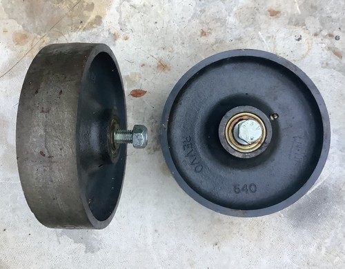 Pair stationary engine cast - of,