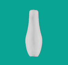 1 x Classic White Porcelain Ceramic Bathroom Toilet / Light / Shower Pull