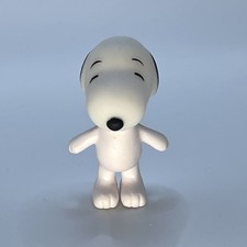 Cute Snoopy Plastic Figure