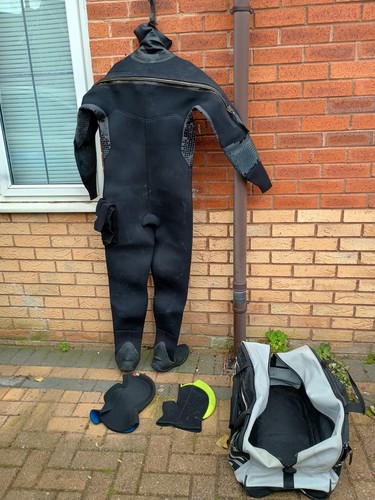 Three port drysuit size - 10,