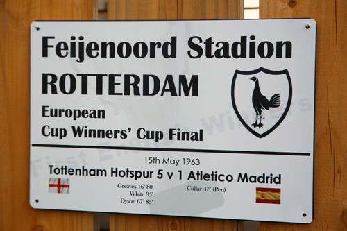 Tottenham hotspur 12x8 - , metal