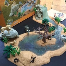 Schleich Wild Life Watering Hole Complete Set with all Figures & Box, 42321