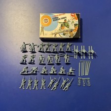 Airfix Boxed German Mountain Troops Toy Soldiers 1/32 Scale