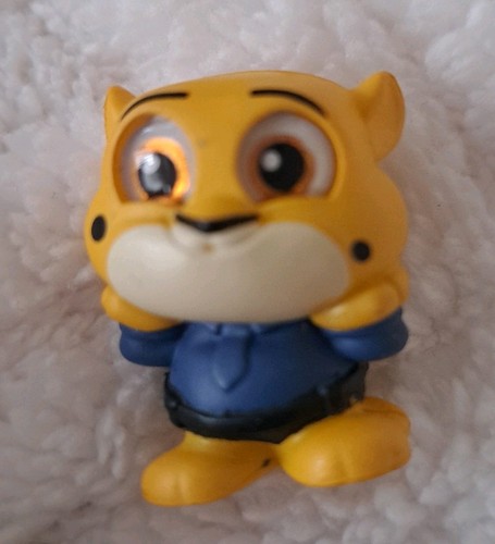 Disney doorables officer - doorables,