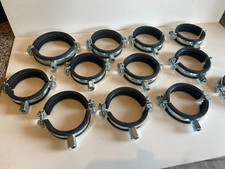 SUPER JOB LOT OF UNUSED RUBBER LINED ANTI VIBRATION PIPE CLAMPS / HANGERS