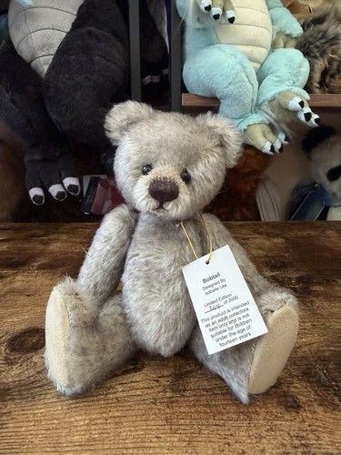 Charlie bears bobtail - bobtail, limited