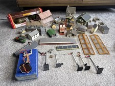 OO GAUGE SCALE BUILDINGS SIGNALS TRACKSIDE PARTS JOBLOT BUNDLE MODEL RAILWAY