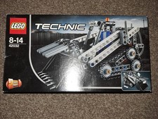 LEGO TECHNIC: Compact Tracked