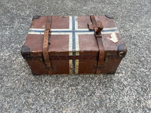 Vintage suitcase steamer trunk - suitcase,