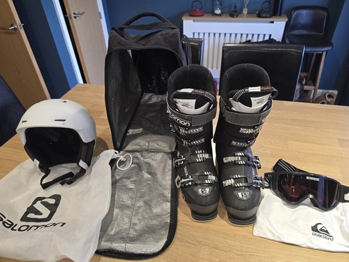 Ski equipment bundle - ski,
