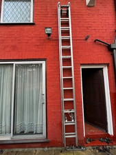 Youngman DIY 100, 2 Section 3.95m extension ladder