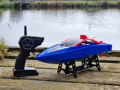 Remote control racing boat - boat, rc