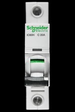 SCHNEIDER 20 AMP CURVE C 10kA