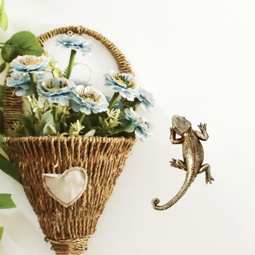 Gecko wall decor resin - wall,