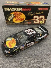 1:24 Kerry Earnhardt #33 Bass Pro Shops 2004 Monte Carlo Action