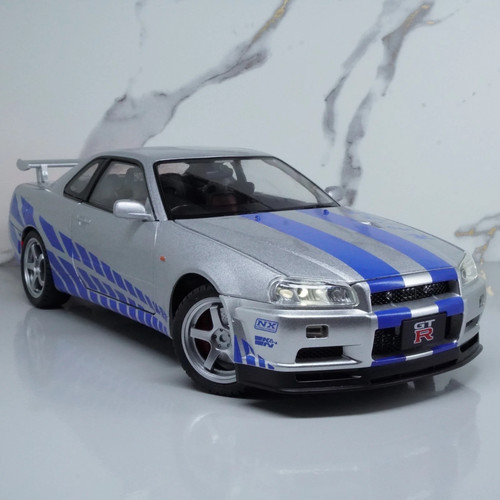 Nissan skyline r - 1/18, gt-r
