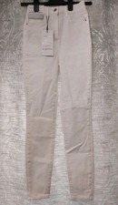 BNWT Next White Size 9R