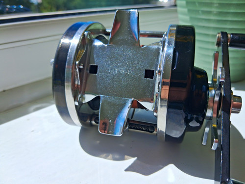 Abu garcia ambassadeur 9000cl - garcia,