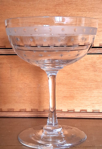 Art deco frosted - , champagne