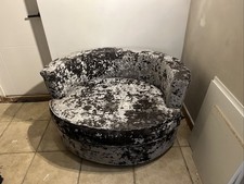 Rotating Sofa Cuddle / Snuggle