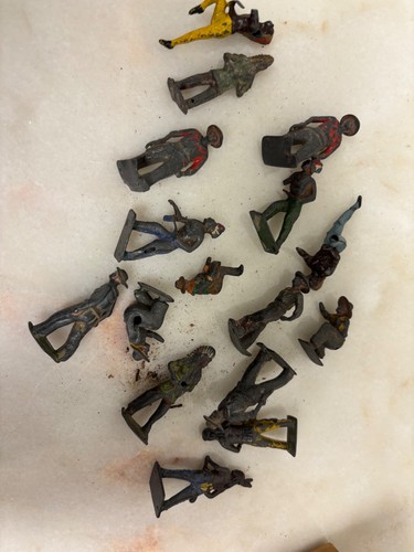 Vintage lead toy figures - figures, wild
