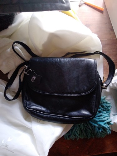 Small black soft - small,